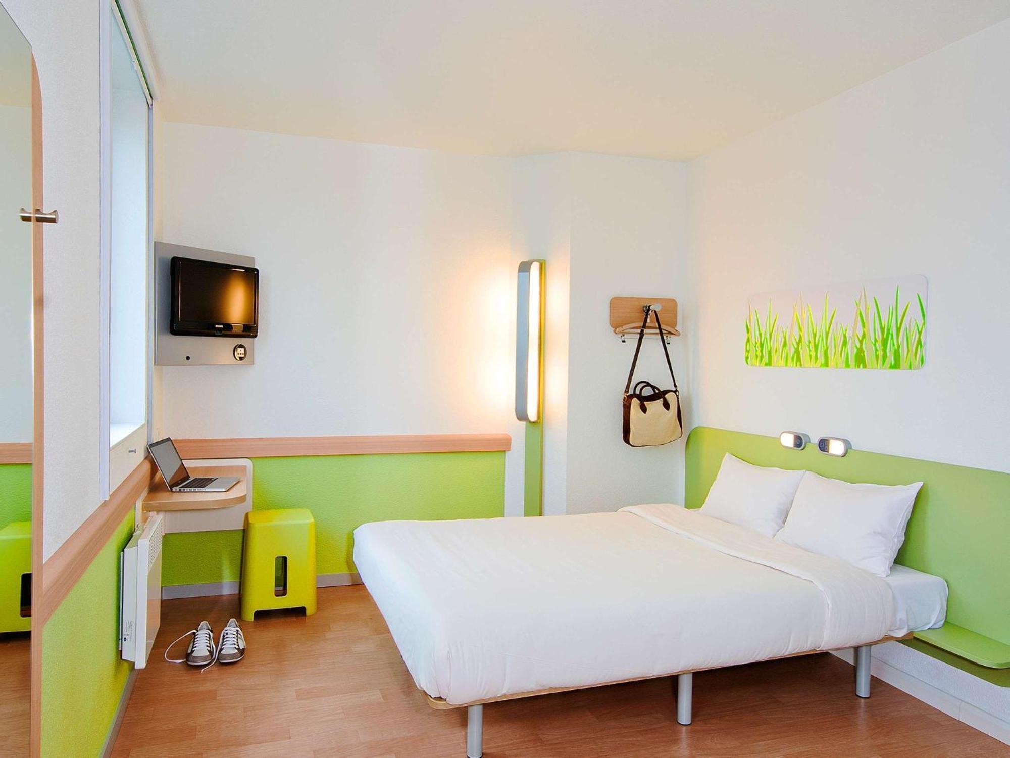 Ibis Budget จิเวต์ ภายนอก รูปภาพ
