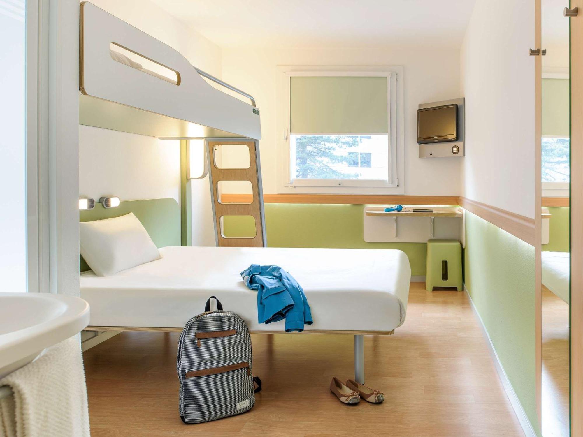 Ibis Budget จิเวต์ ภายนอก รูปภาพ