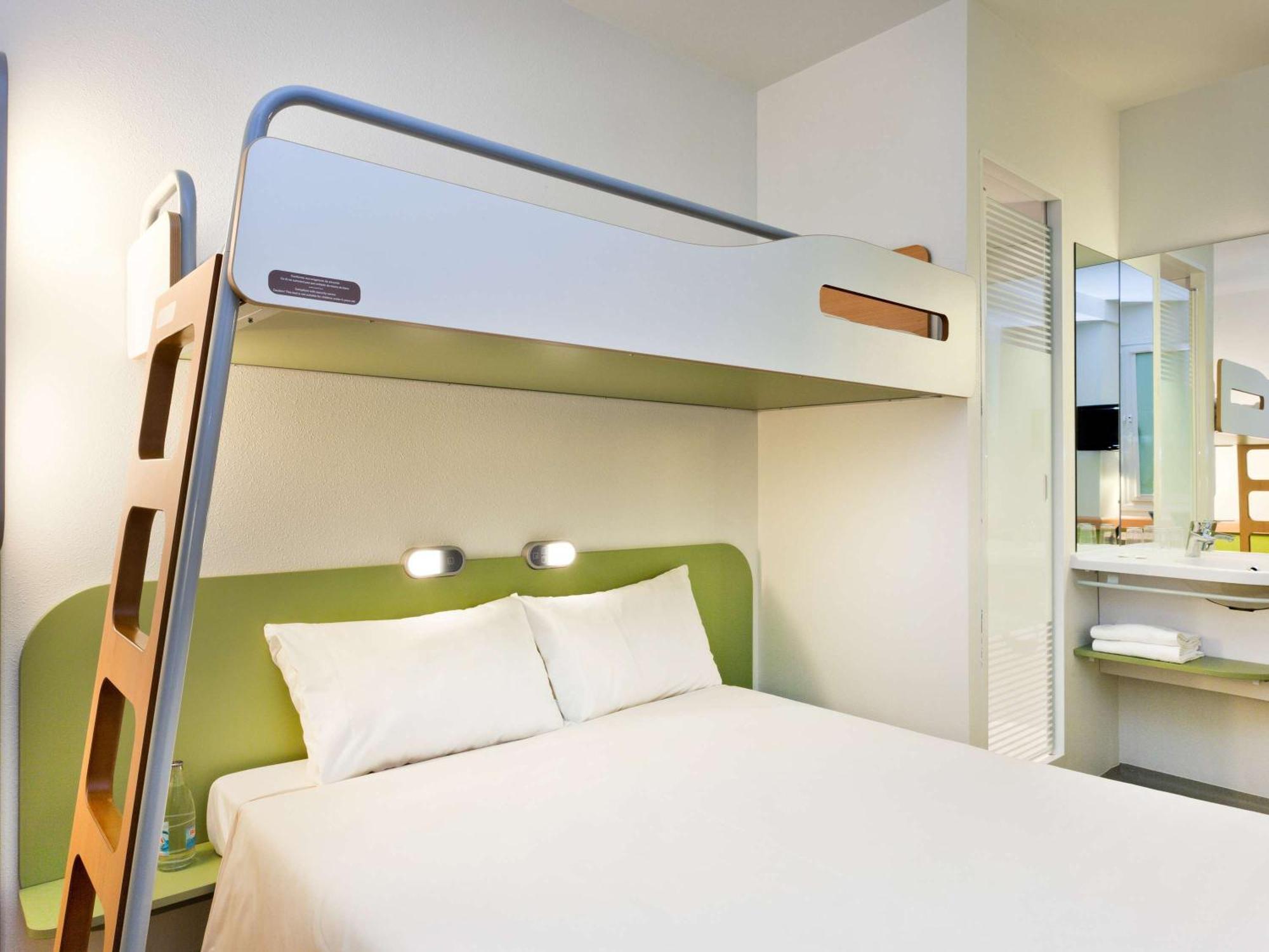 Ibis Budget จิเวต์ ภายนอก รูปภาพ